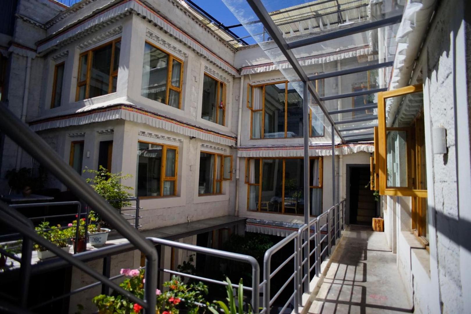 Fengma Feiyang Hostel Lhasa Ngoại thất bức ảnh